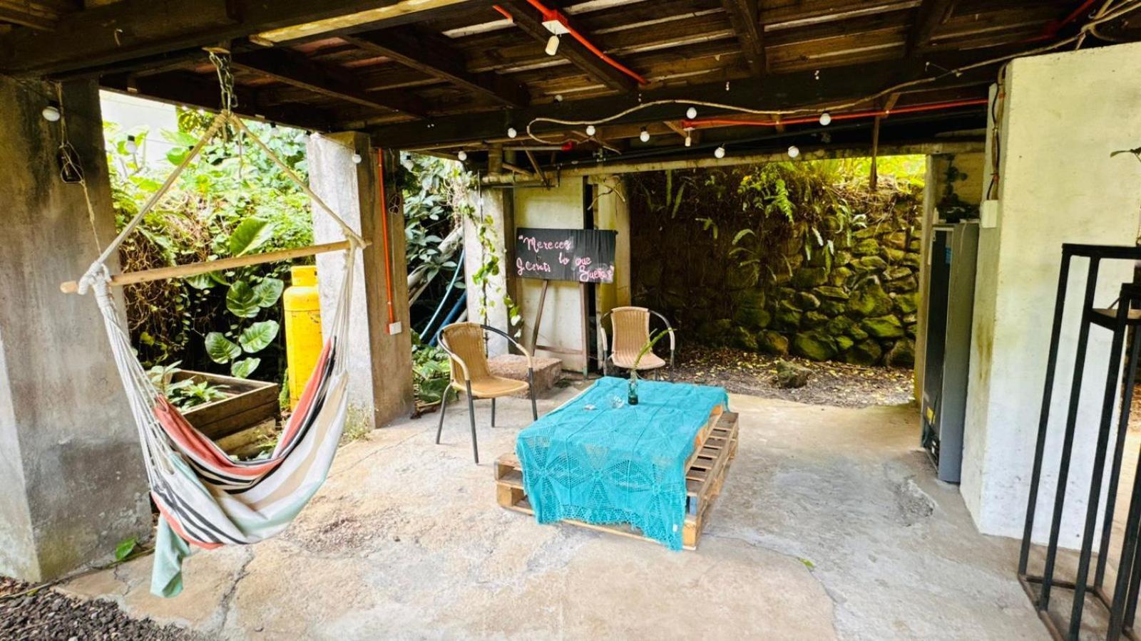 Mata Nui Eco Hostel Hanga Roa Exteriör bild