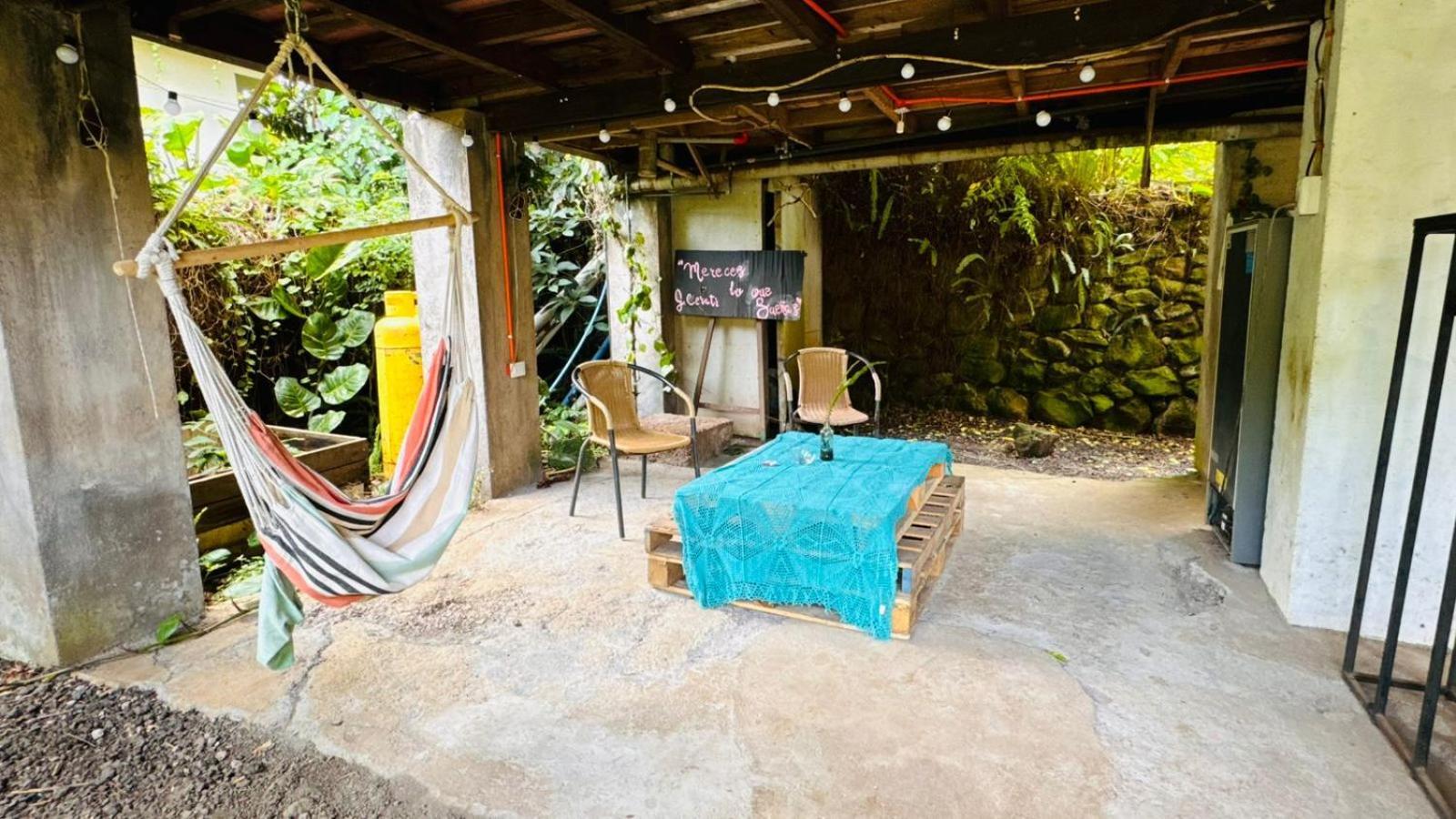 Mata Nui Eco Hostel Hanga Roa Exteriör bild