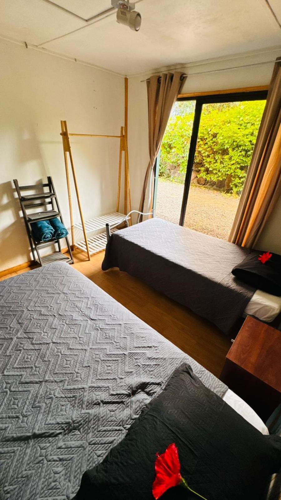 Mata Nui Eco Hostel Hanga Roa Exteriör bild
